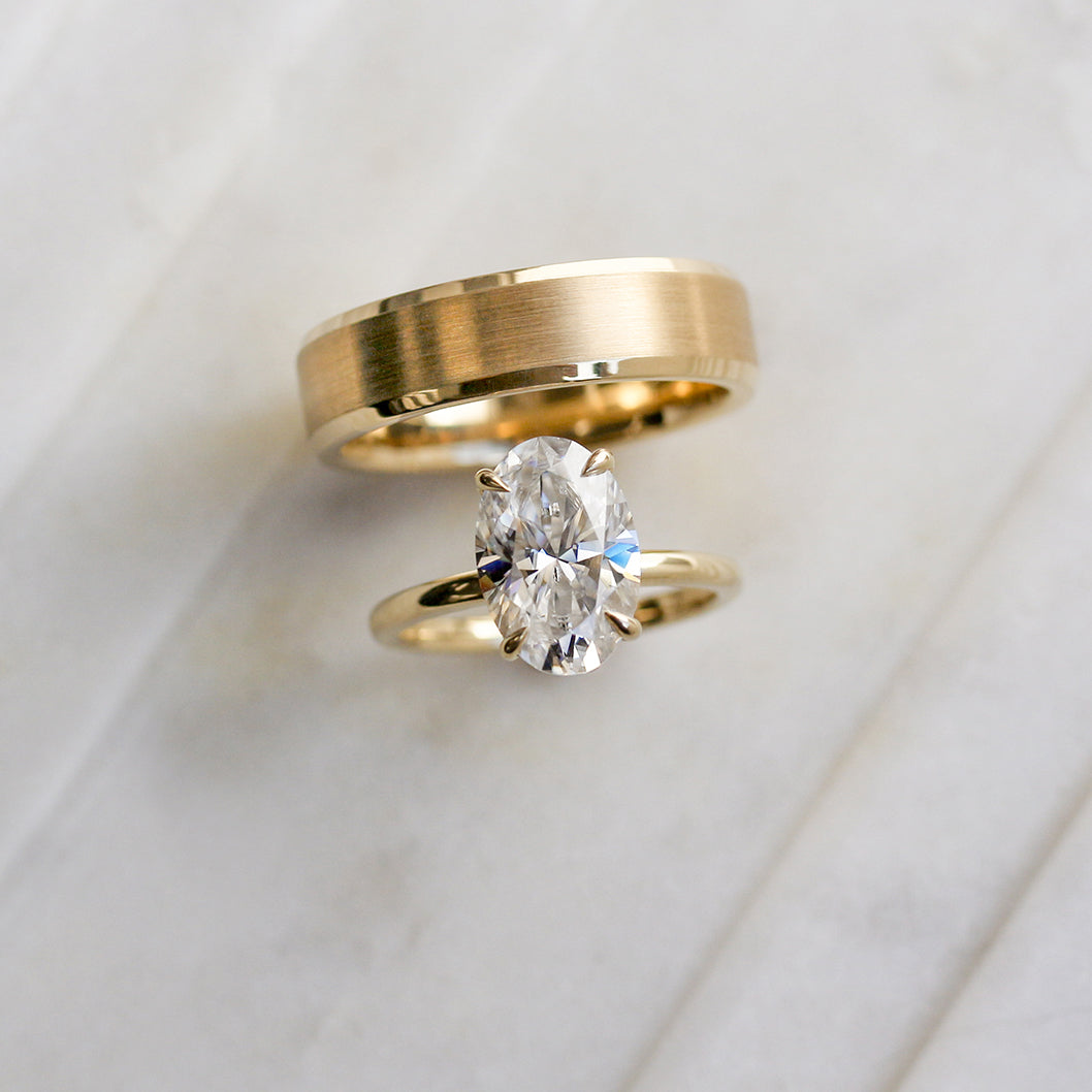 6mm Satin Gold Bevel Edge Casey Ring