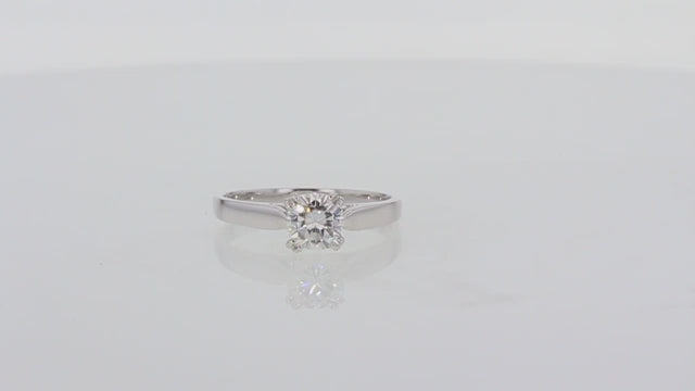 video of a solitaire ring