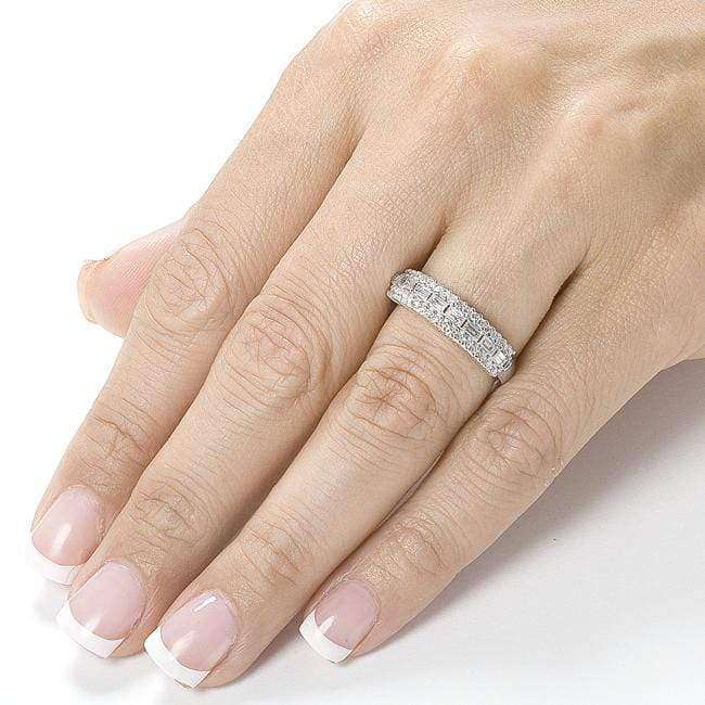 Kobelli Round and Baguette Cut Diamond Band 5/8 carat (ctw) in 14K White Gold