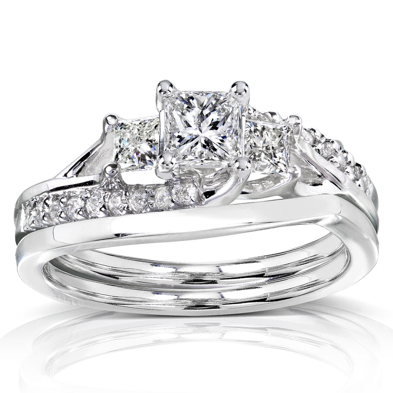 Assymertrical 3-Stone Princess Diamond Bridal Set in White Gold