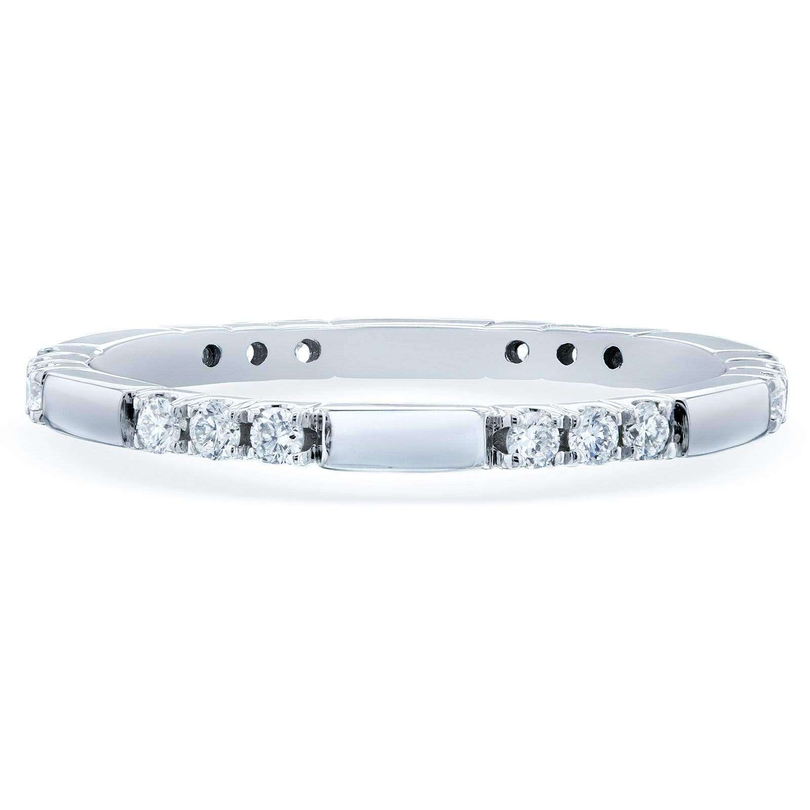 Kobelli Tri-stone Pattern Diamond Band 10k White Gold