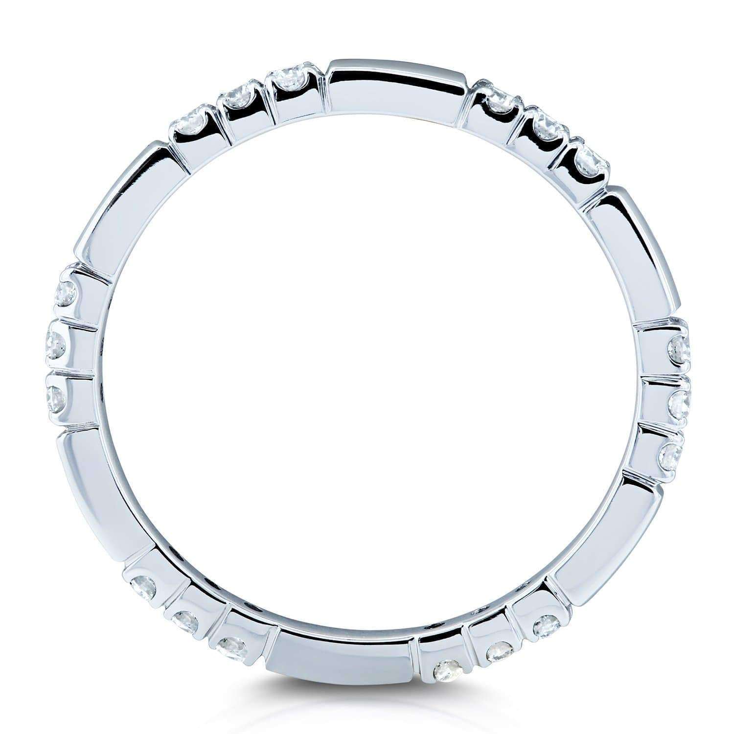 Kobelli Tri-stone Pattern Diamond Band 10k White Gold