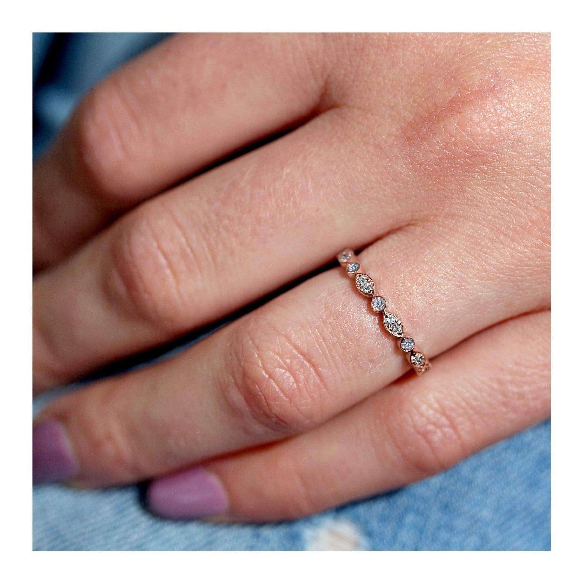 Kobelli Bezel Pave Diamond Bead-Patterned Gold Band