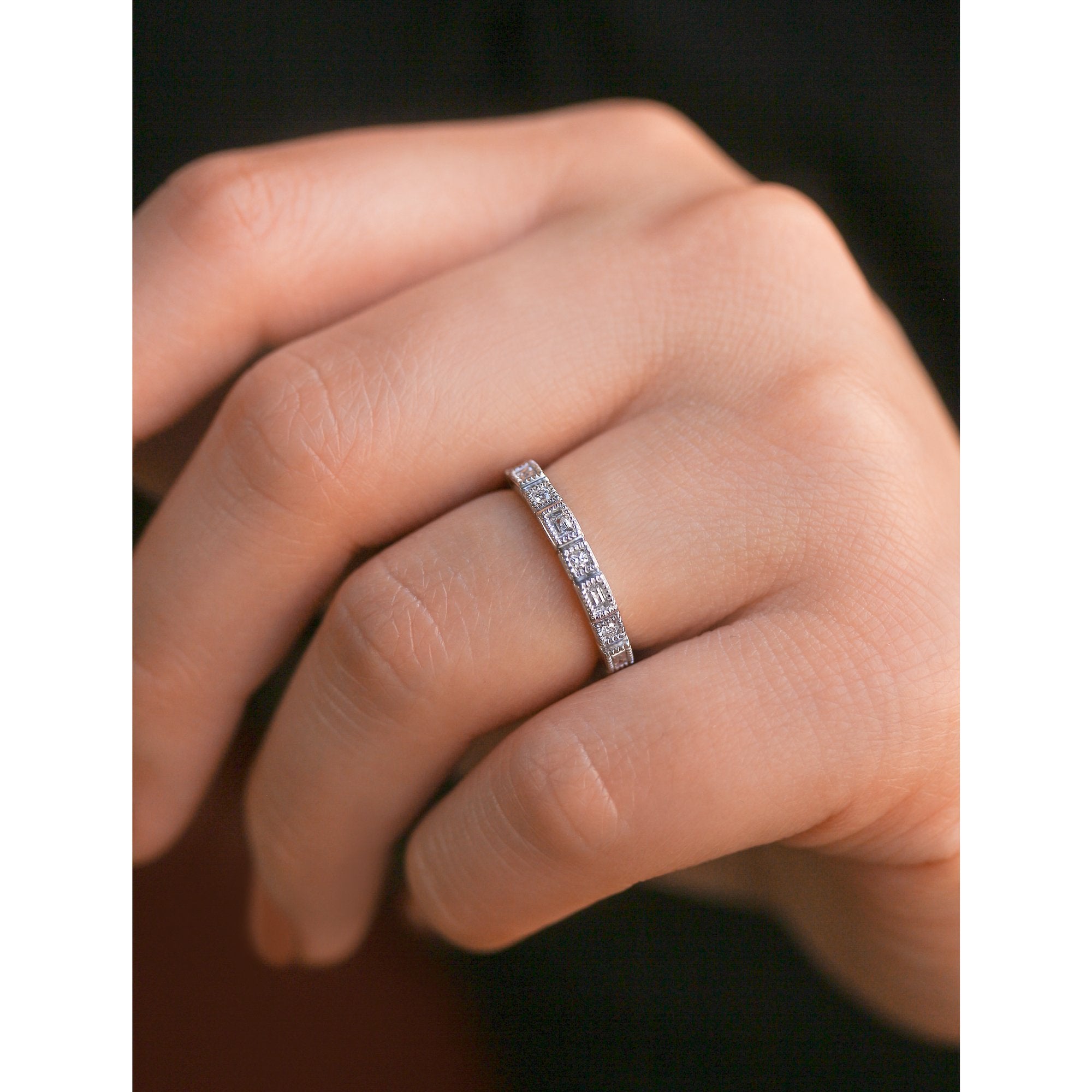 Kobelli Vintage Style Baguette Diamond Band