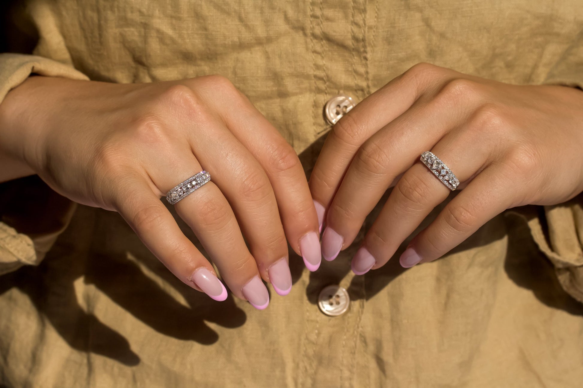 Kobelli Mixy Symmetric Triple Strand Diamond Row Band