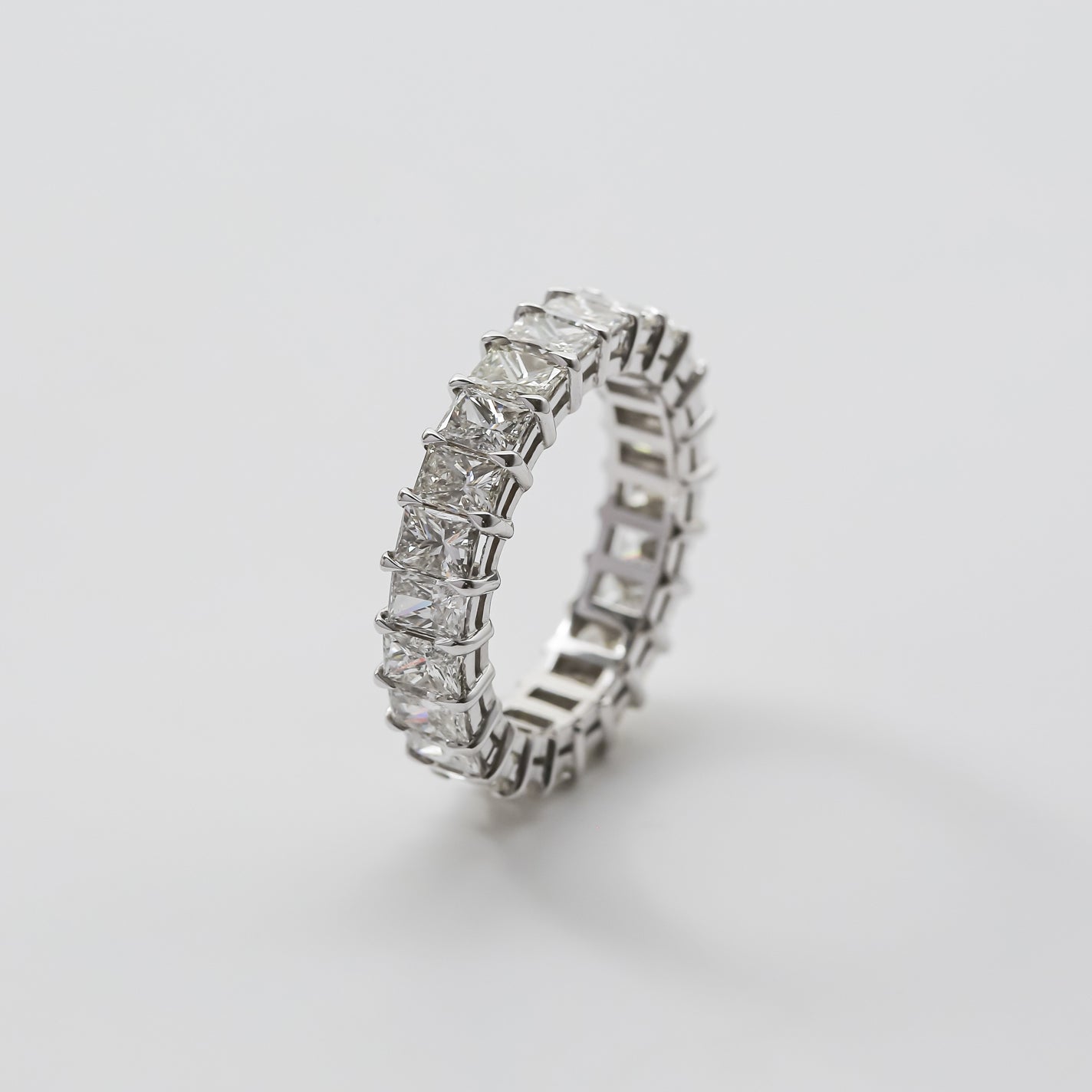 Kobelli Baguillion Diamond Bands