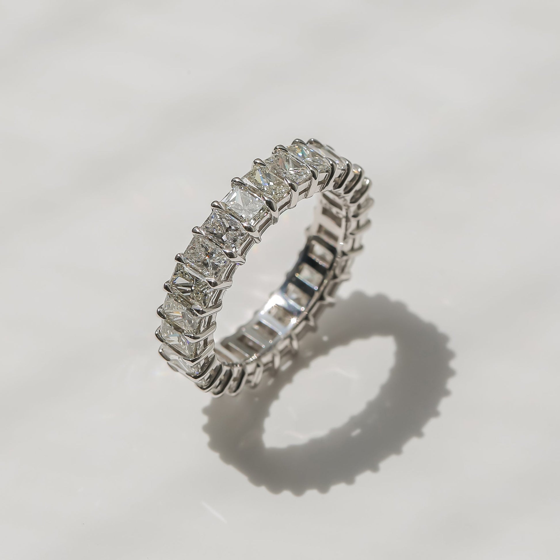 Kobelli Baguillion Diamond Bands