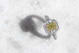Kobelli Fancy Yellow Natural Diamond (Canary Diamond) Strålande skuren 18k förlovningsring