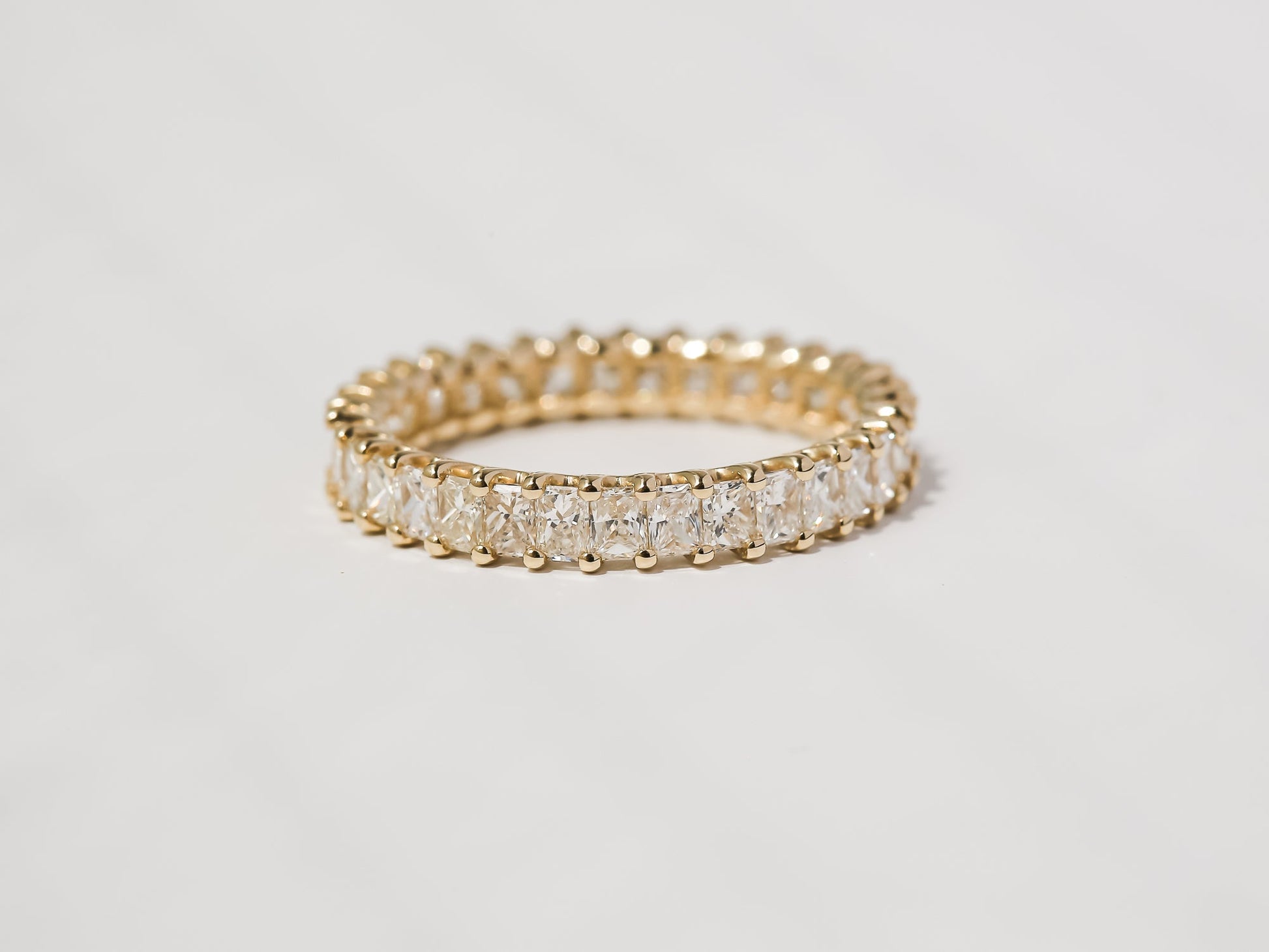 Kobelli Baguillion Diamond Bands