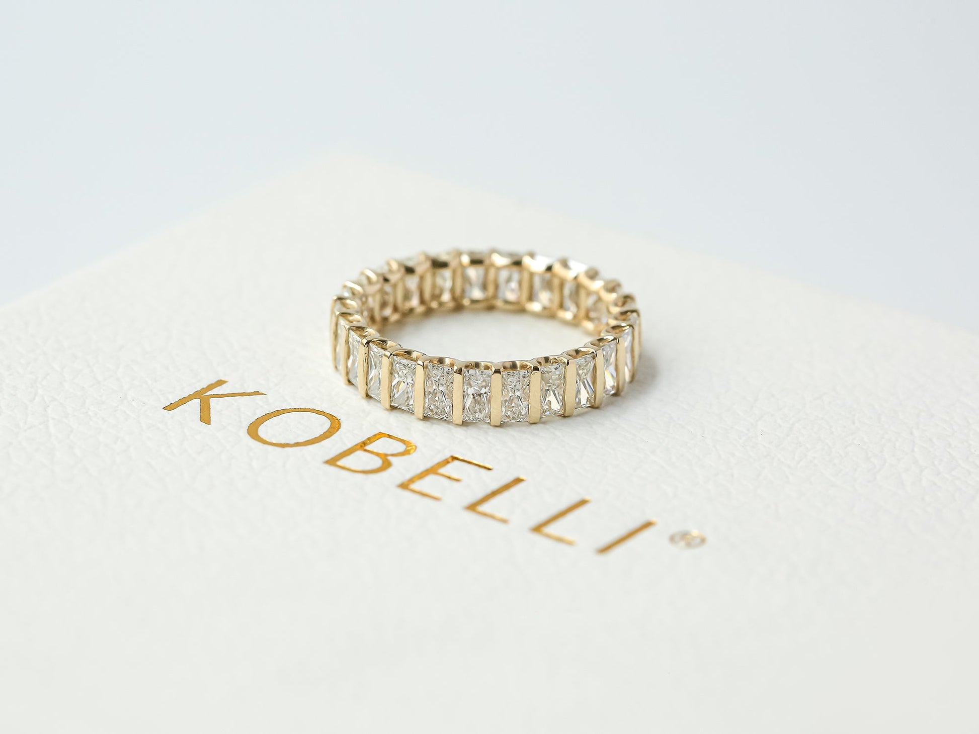 Kobelli Baguillion Diamond Bands