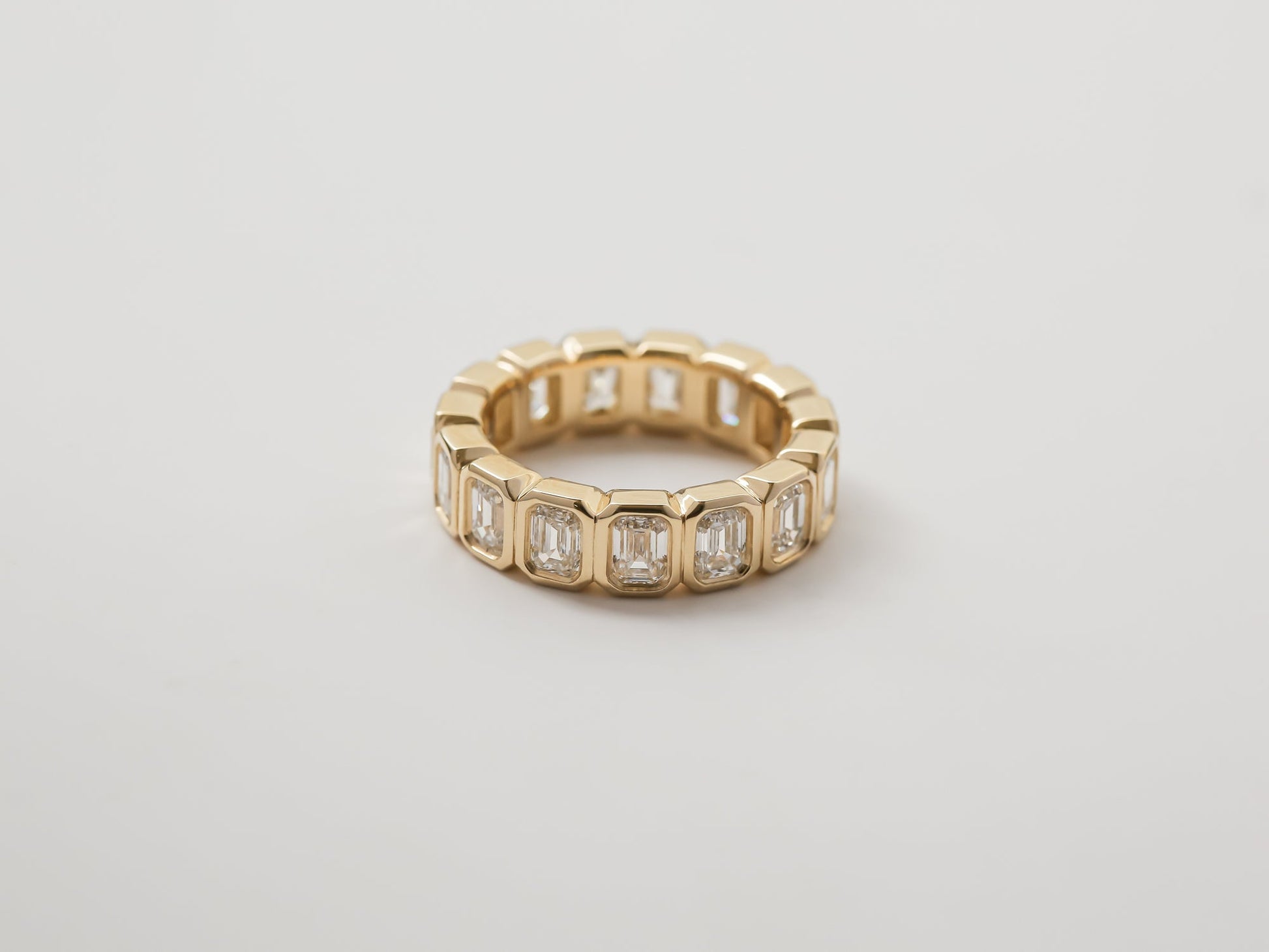 Kobelli Diamond Emerald-cut Diamond Eternity Band