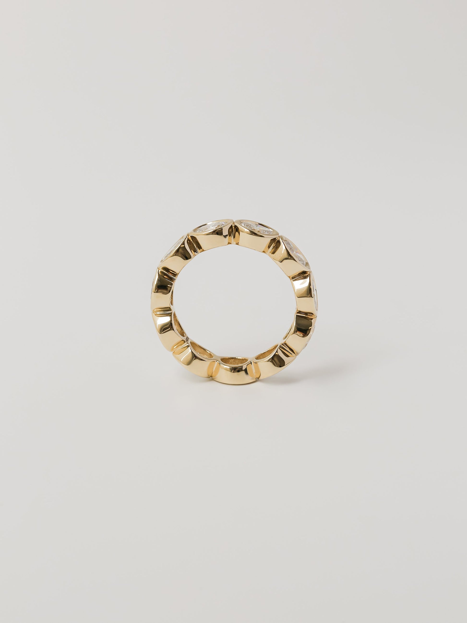 Kobelli Diamond Oval-cut Diamond Eternity Band