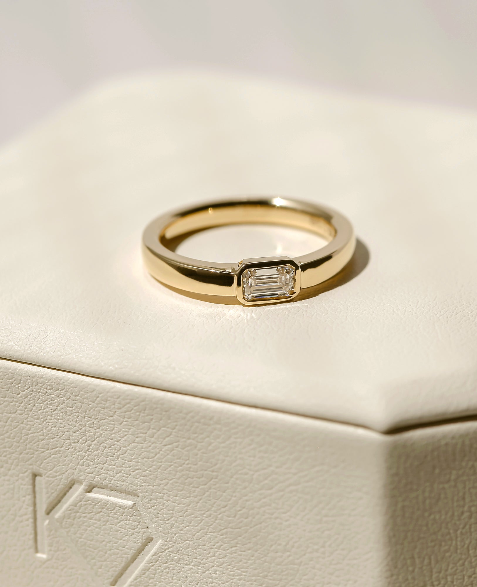 Kobelli Diamond Emerald-cut Diamond Ring