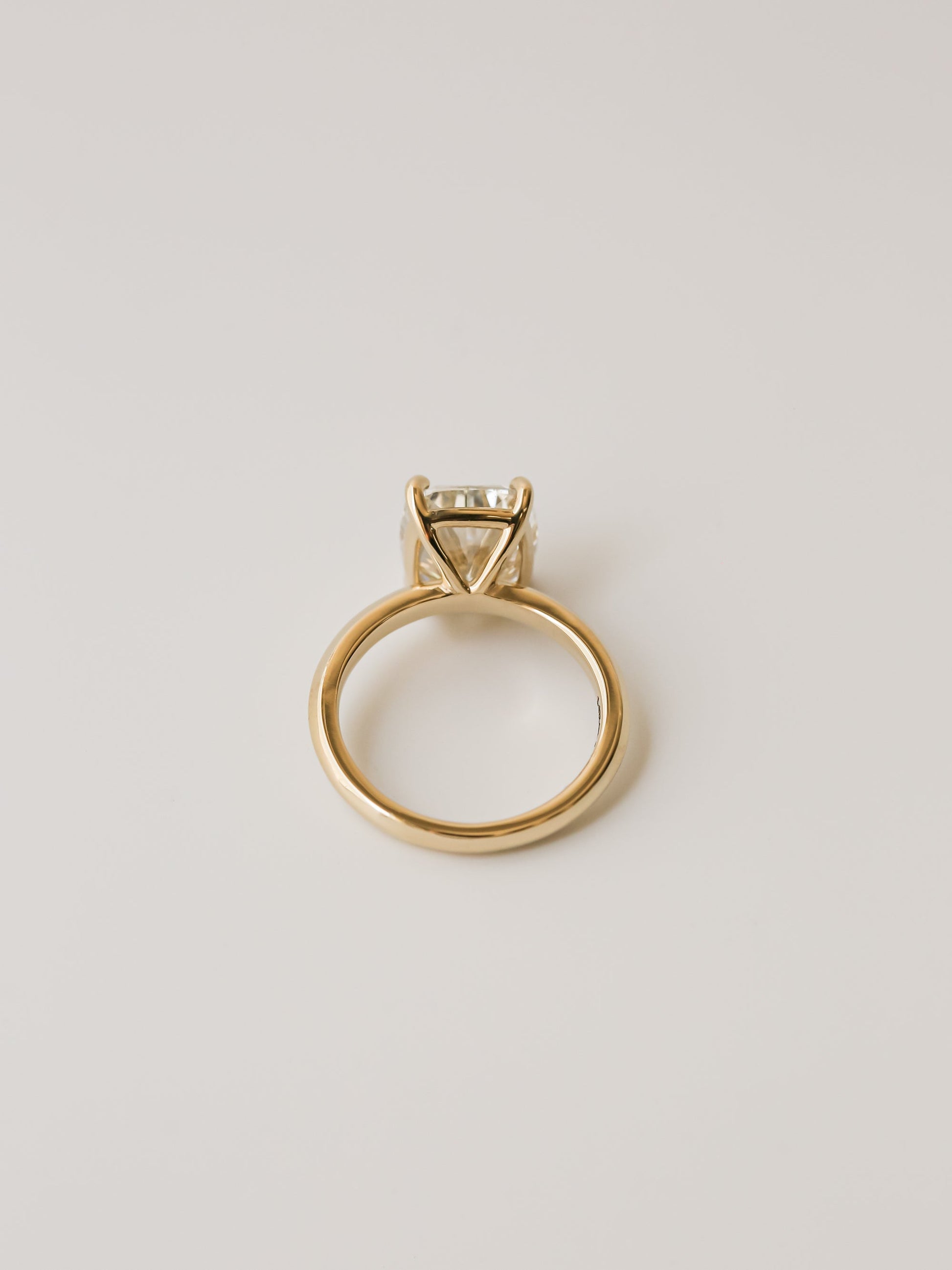 Kobelli Custom Tailored Basic Corner-prongs Diamond Ring