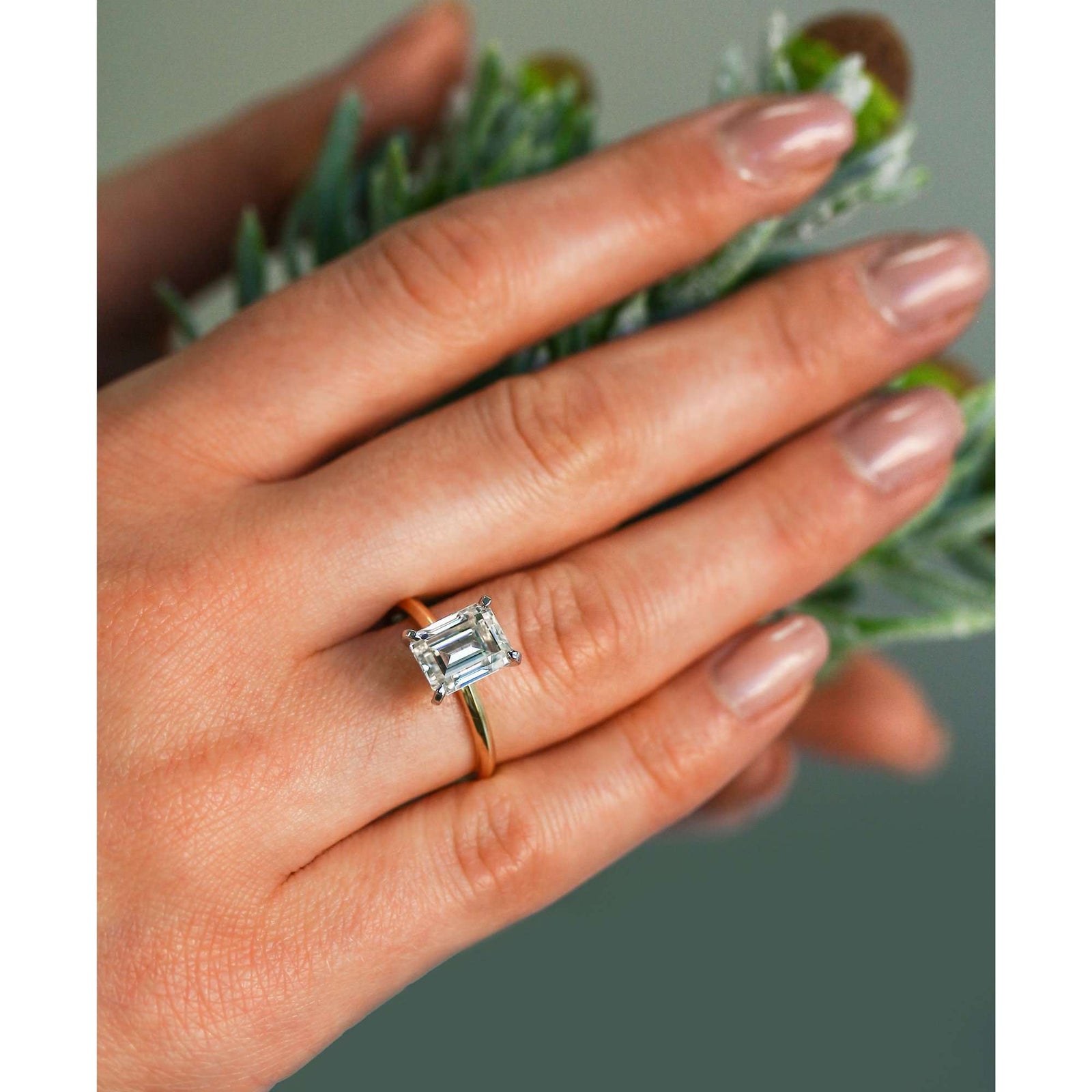 2.5 carat emerald cut diamond ring online