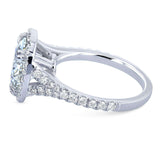 Anel de noivado Kobelli redondo HI moissanite e diamante Halo 3 5/8 CTW ouro branco 14k