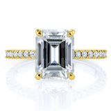 Anel de noivado de diamante e moissanita com corte esmeralda Kobelli 2 7/8 CTW ouro amarelo 14k