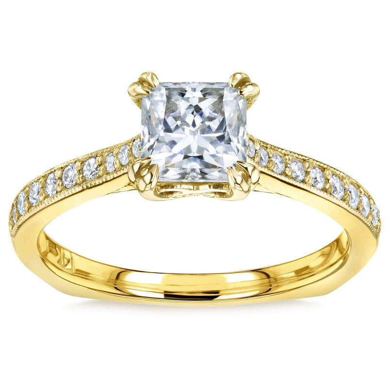 Anel de noivado Kobelli Princess Moissanite e diamante com haste quadrada em treliça 1 1/10 CTW ouro amarelo 14k (HI/VS, GH/I)