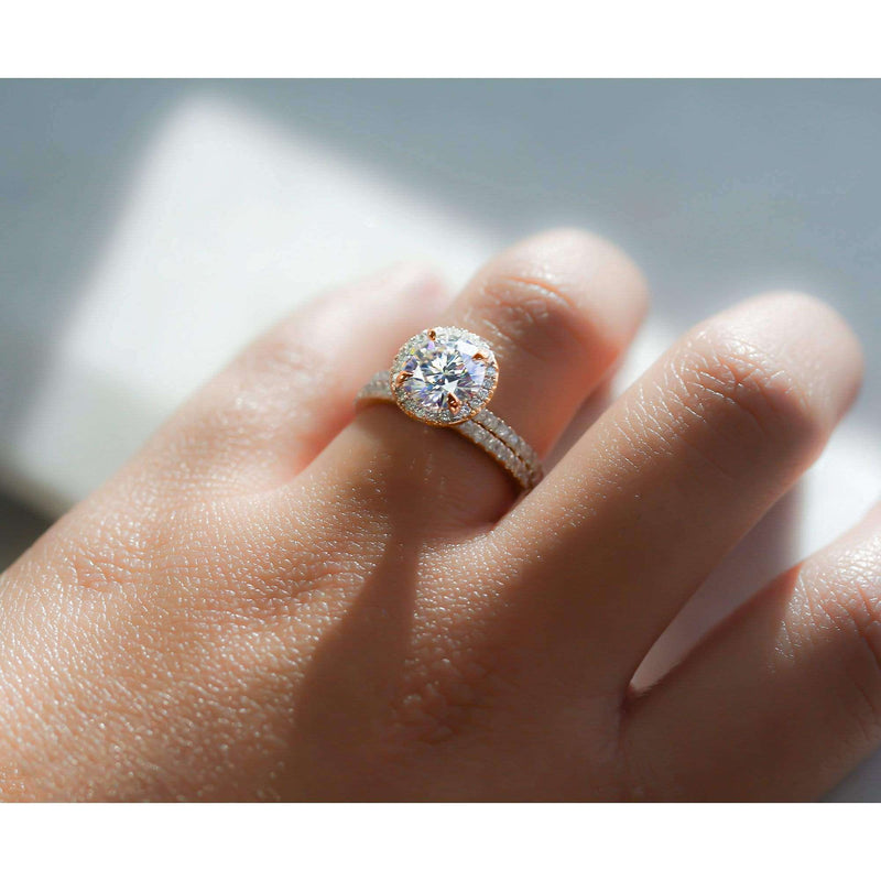 Kobelli 2 1/5 CTW Round Forever One Moissanite Floating Halo Bridal Set
