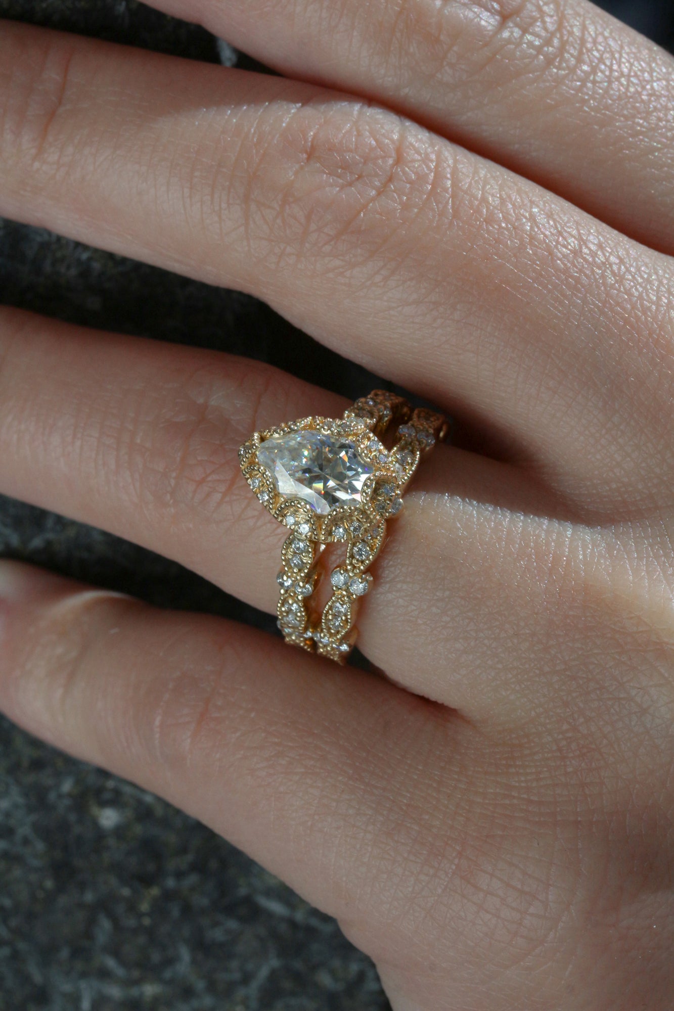 Kobelli Paisely 1.50-Carat Pear Halo Scallop Vintage Bridal Set Gold Rings
