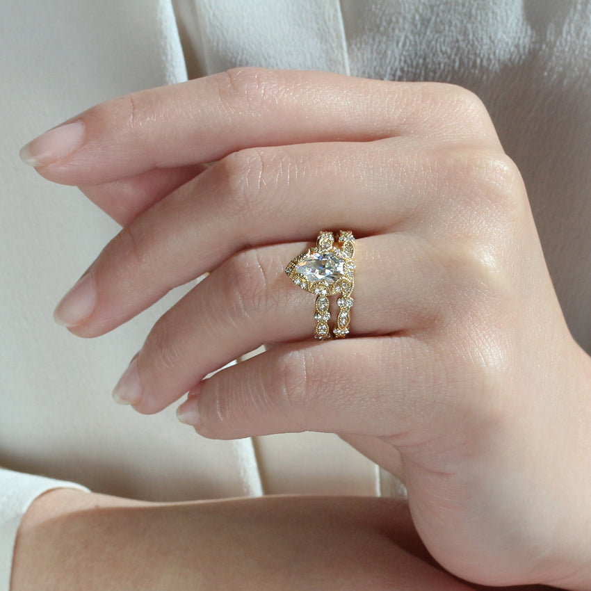 2 Carat Moissanite Paisely Bridal Set
