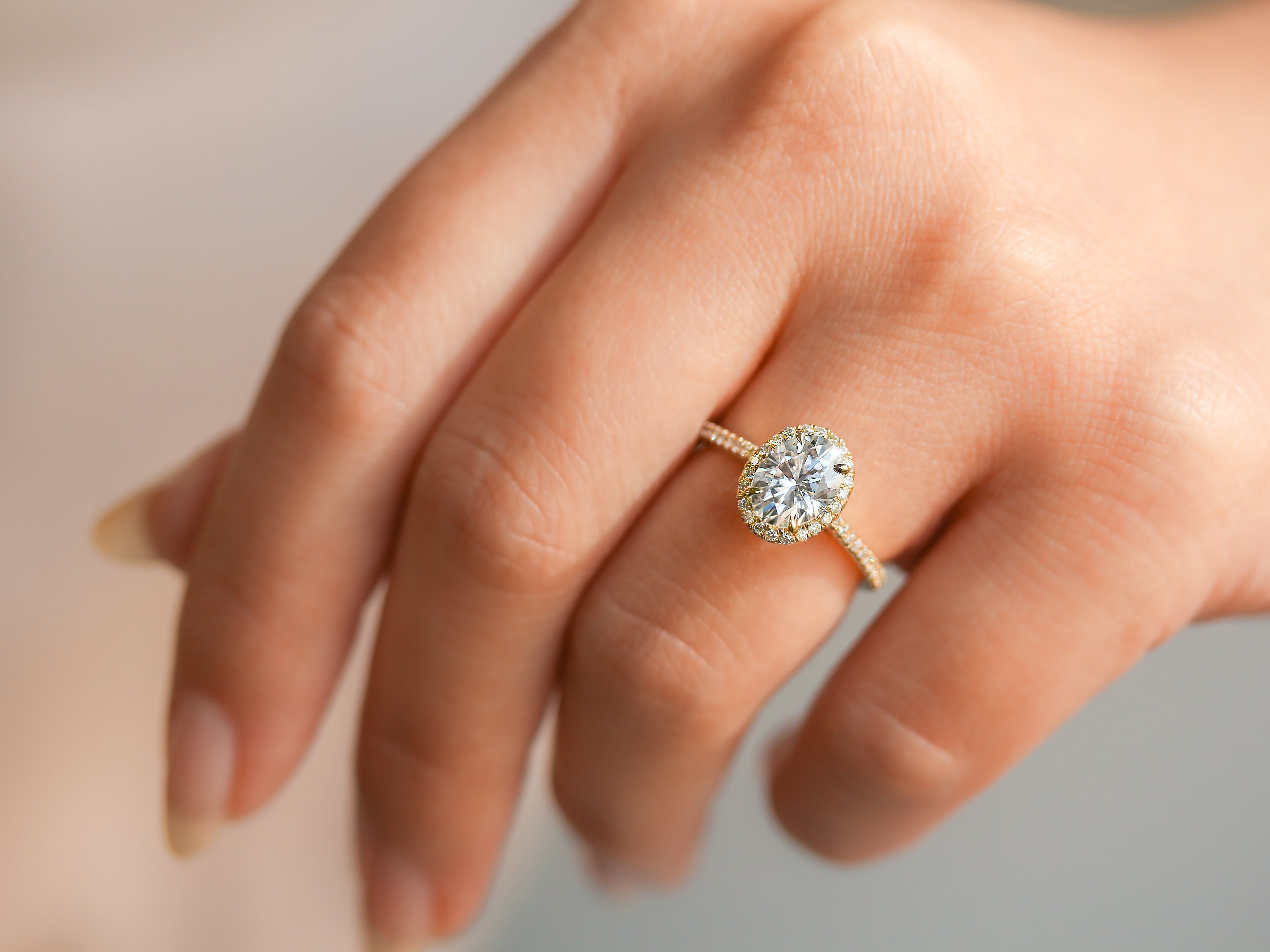 Kobelli 1.5ct Classic Oval Halo Engagement Ring