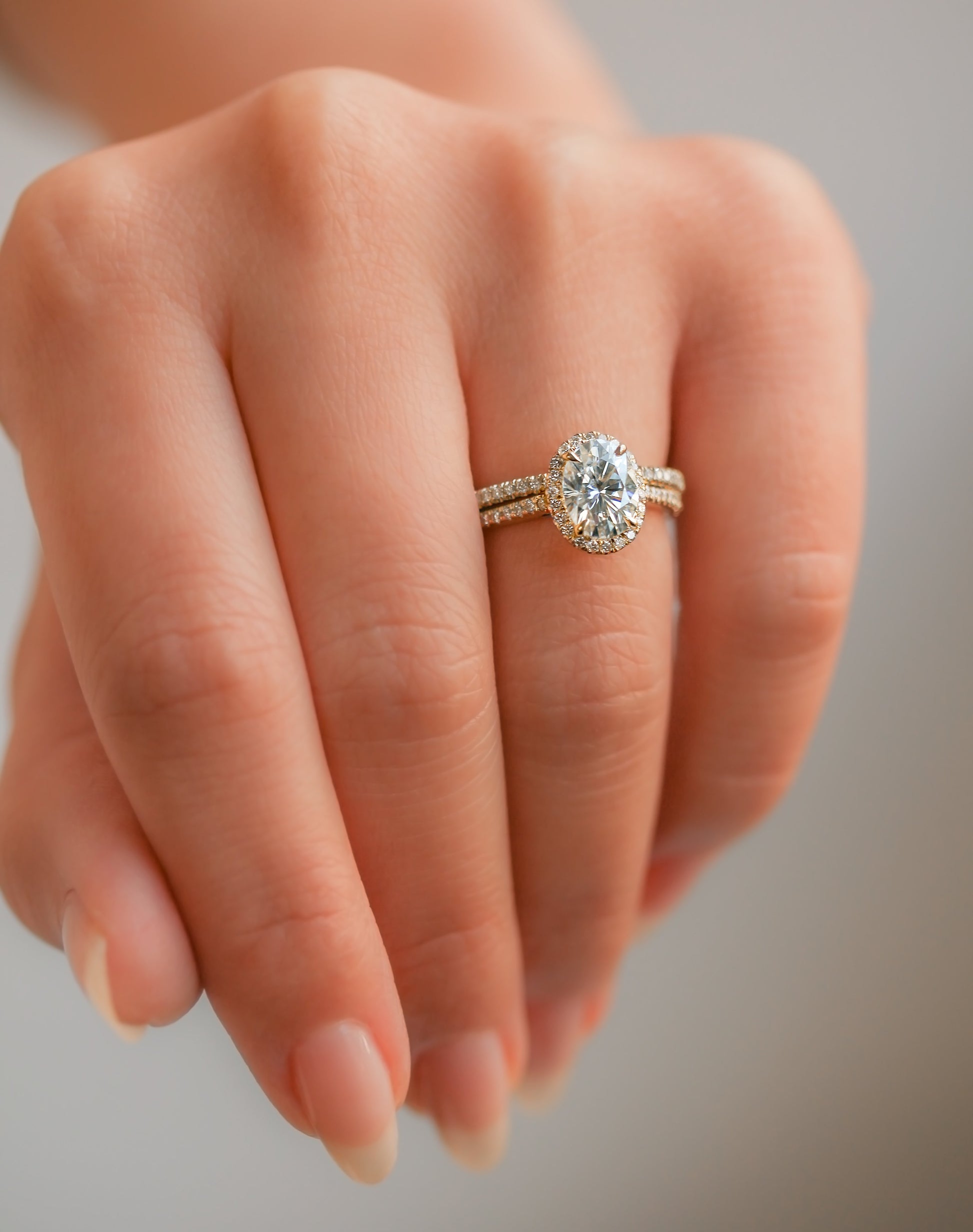 Kobelli 1.5ct Classic Oval Moissanite Halo Bridal Set
