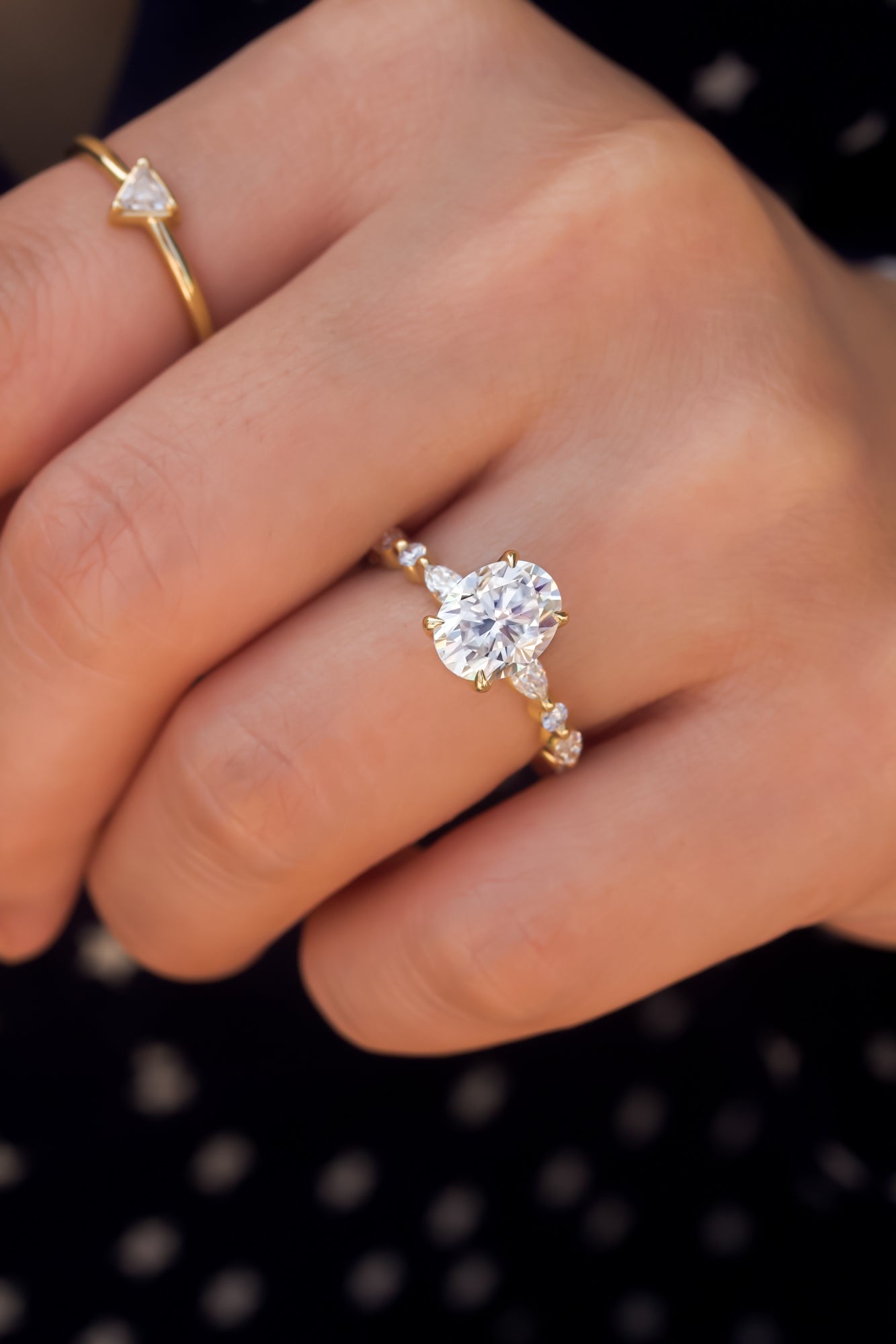 Kobelli Oval Moissanite and Lab Grown Diamonds Scalloped