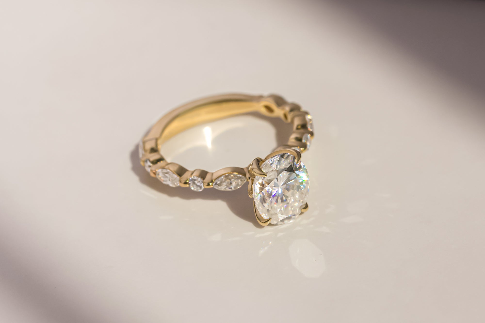 Kobelli 2.73ctw Oval Moissanite and Lab Grown Diamonds Scalloped