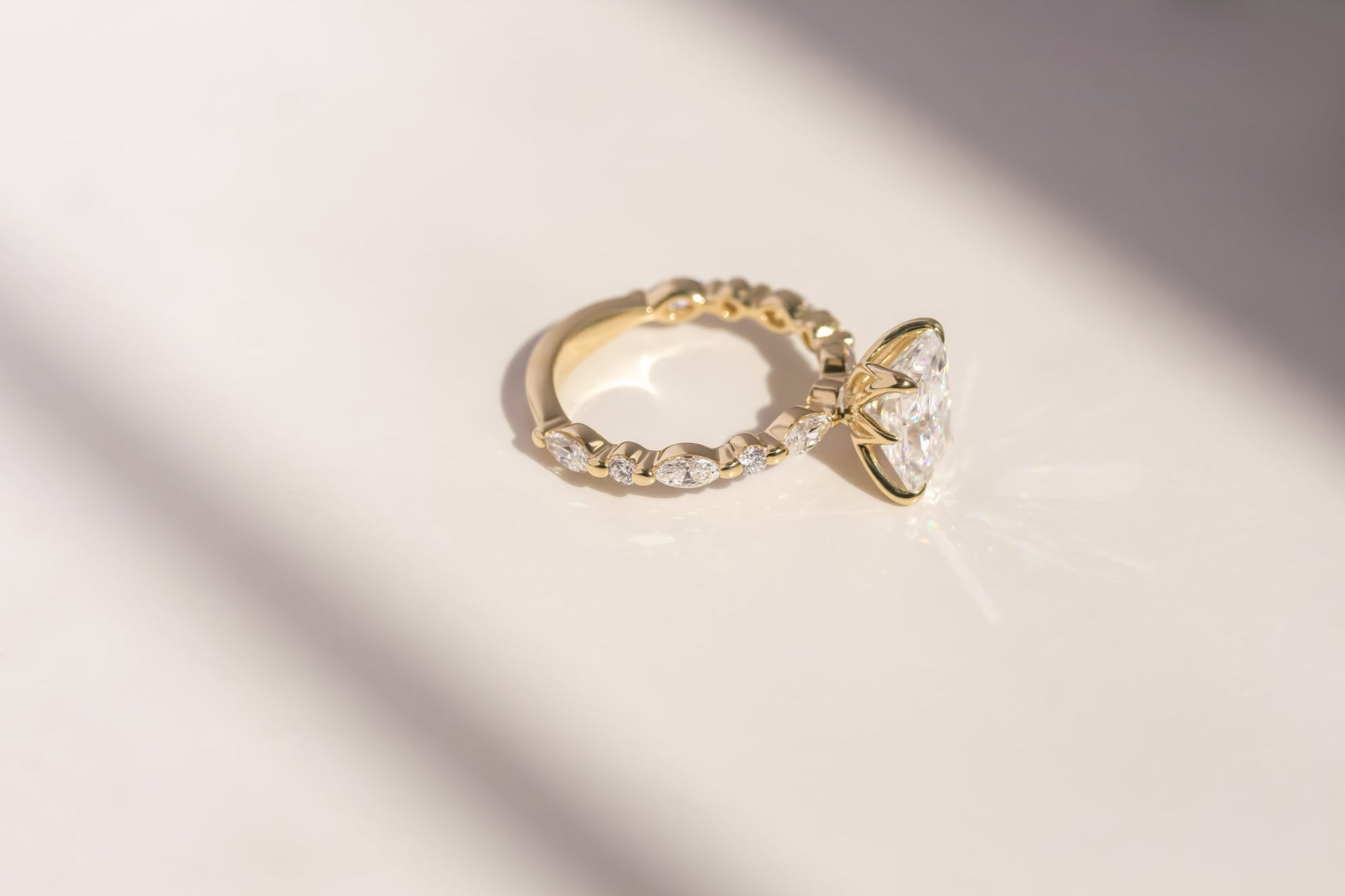 Kobelli Rayen Engagement Ring