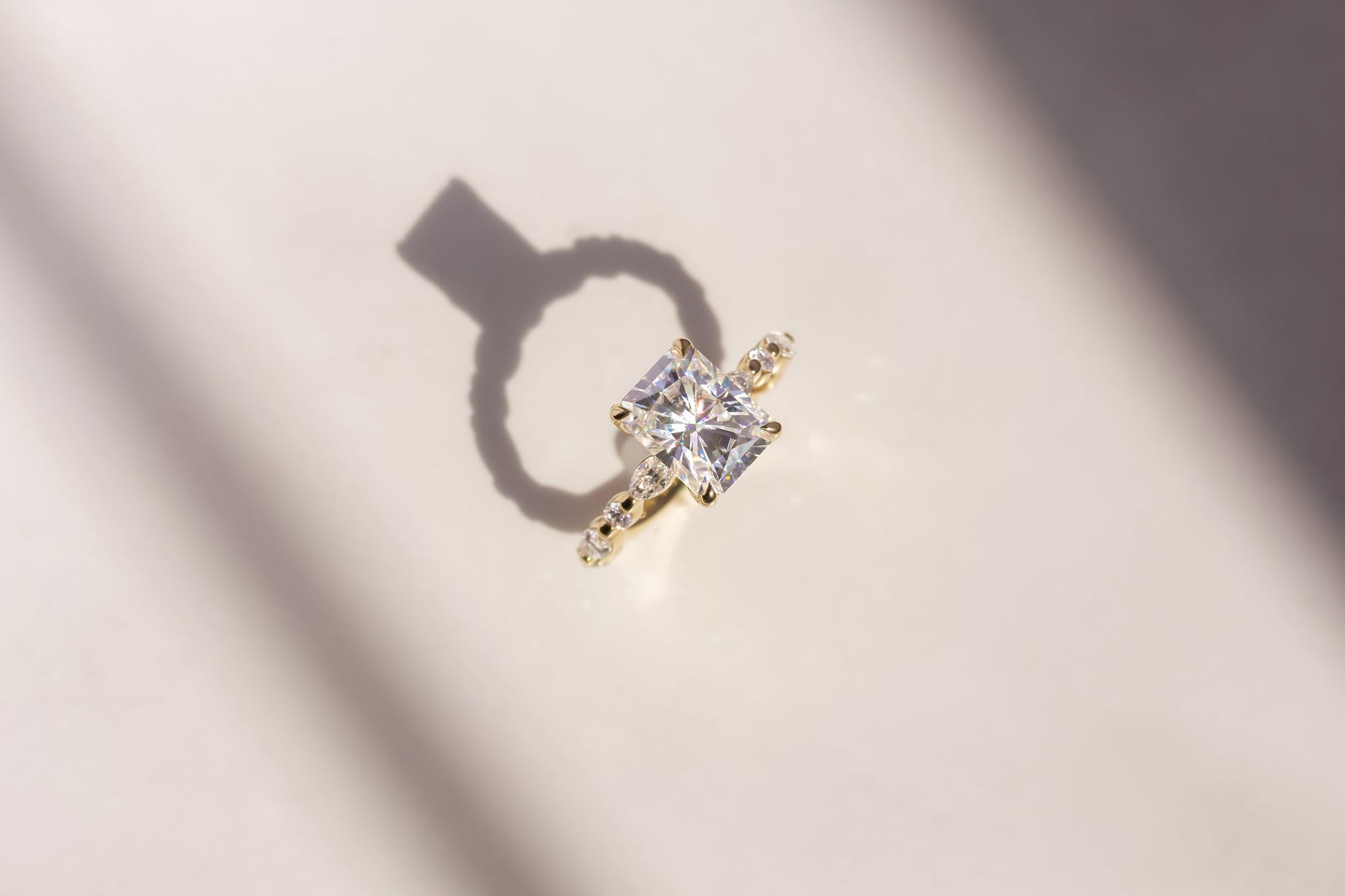 Kobelli Rayen Engagement Ring