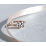 Kobelli Moissanite (DEF) e anel de noivado de diamante 2 1/10 CTW ouro rosa 14k