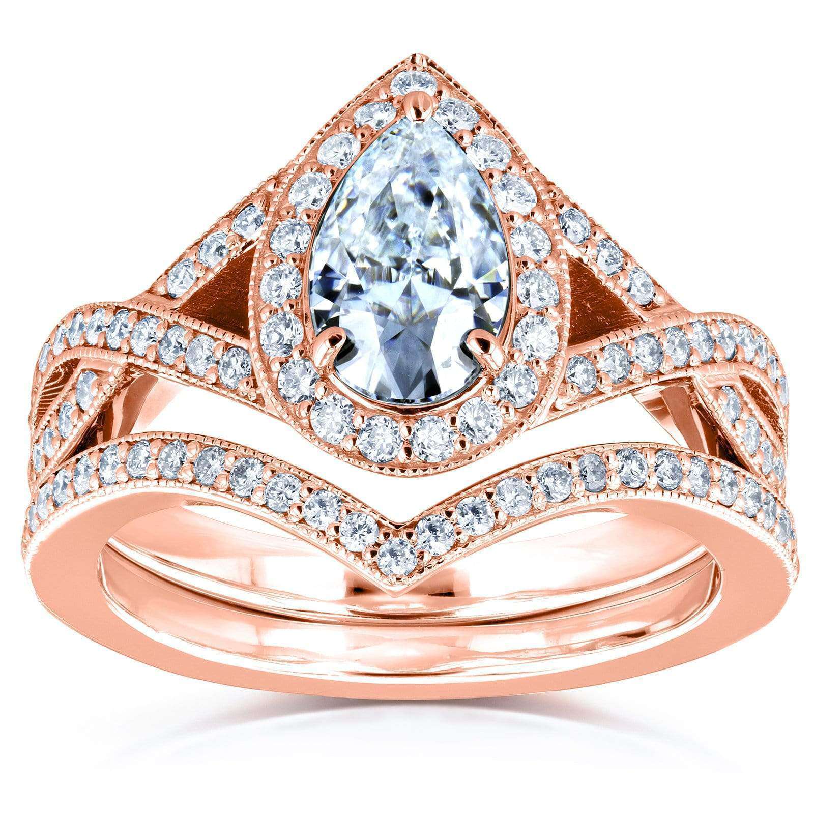 Pear Halo in Rose Gold