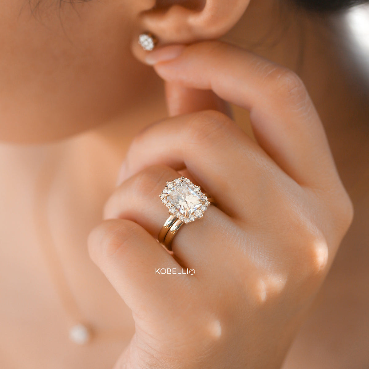 rings on a hand